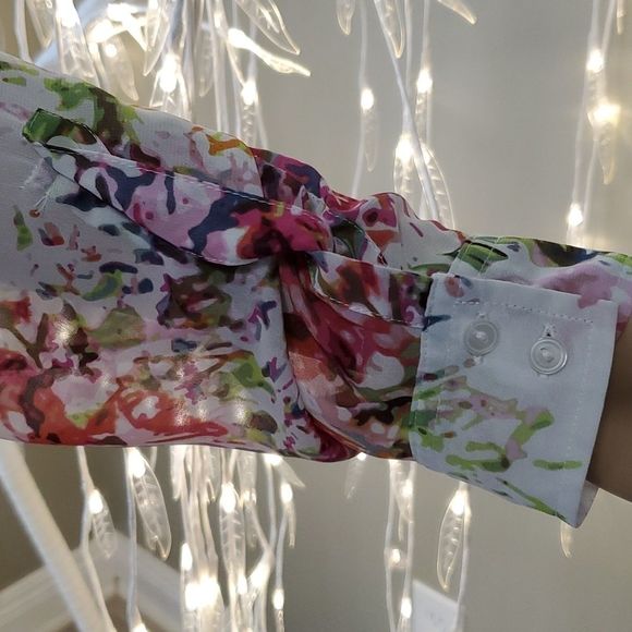 LIZ CLAIBORNE PETITES Women's Floral Blouse, Size Petite Large PL - Picture 6 of 12